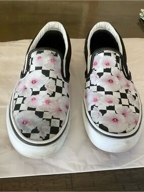 Vans Classic Slip On check w Flowers   Women's 9